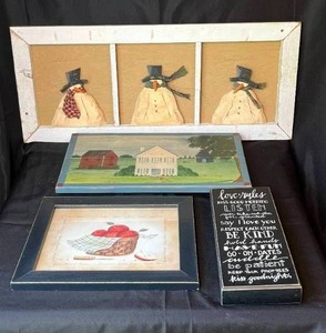 lot 135 image: Level 3 - Lot of 4 Wall Art Pieces - Snowmen, Houses, Apples, Love Rules