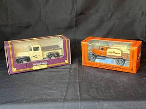 lot 204 image: Level 3 - Collectible Die-Cast Metal Vehicles - 1956 Ford Pickup & 1931 Hawkeye Delivery Models and Coin Banks
