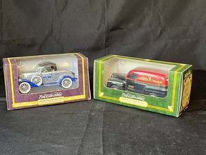 lot 205 image: Level 3 - Ertl Collectibles 1930 Ford Roadster & 1950 Ford Panel Truck Die-Cast Models and Coin Banks