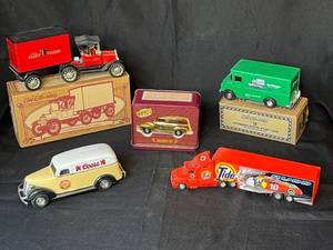 lot 210 image: Level 3 - Lot of Die-Cast Collectible Vehicles including Ertl and Hersheys