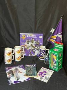 lot 212 image: Level 2 - Minnesota Vikings and University of Minnesota Gophers Memorabilia Collection