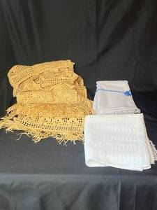 lot 231 image: Level 23 - Lot of Crochet Curtains and Woven Fabric Pieces