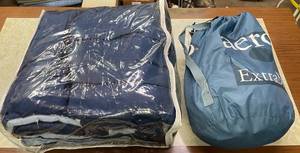 lot 29 image: Level 1 - Aero ExtraBed with Dark Blue Comforter Set
