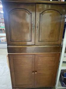 lot 55 image: Level 1 - Vintage Wooden Storage Cabinet with Upper and Lower Compartments
