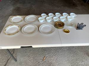 lot 276 image: Garage - Vintage China Dish Set with Cups, Plates, and Accessories