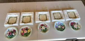 lot 299 image: Garage - Set of 5 Lena Lius Beautiful Gardens Collector Plates