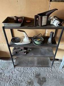 lot 337 image: Garage - Lot of Vintage Automotive and Kitchen Items