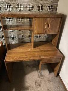 lot 350 image: Level 3 - Vintage Wooden Desk with Hutch