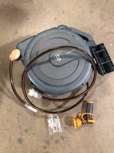 Giraffe Tools Garden Retractable Hose Reel-12 in. to 100 ft. Wall Mounted, Dark Grey Customer Returns See Pictures