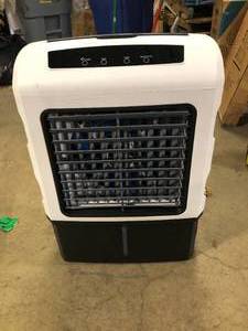 ARCTIC AIR 1300 CFM 3-Speed Settings Portable Evaporative Air Cooler with up to 500 sq. ft. Cooling Customer Returns See Pictures