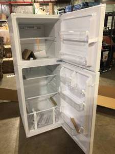 Vissani 10.1 cu. ft. Top Freezer Refrigerator in White Customer Returns See Pictures