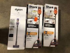 Lot of Assorted Vacuums Various Models and Conditions Customer Returns See Pictures