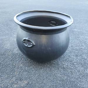 lot 22 image: Plastic witches cauldron