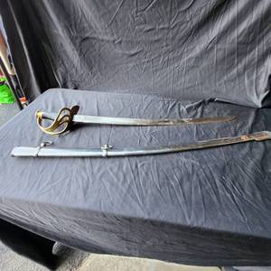lot 66 image: Prop (replica) Calvary sabers with metal military scabbards
