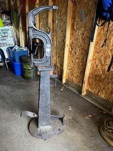 lot 120 image: Functioning Industrial antique Stimpson Machine builder Forked Rivets machine (foot pedal operated.)