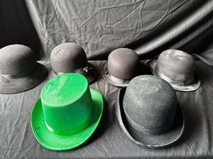 lot 82 image: Costume hats as pictured.