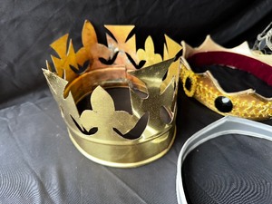 lot 83 image: Costume crowns as pictured