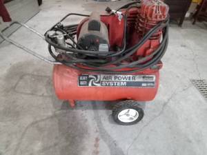 lot 316 image: Montgomery Wards Air compressor