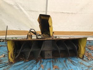 lot 38 image: John Deere snow blower attachment