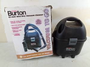 lot 293 image: New 12V DC Powered WetDry Vacuum Cleaner with extra Canister