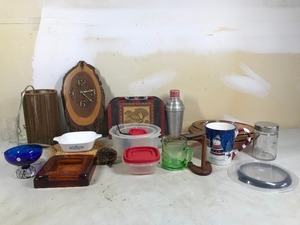 lot 130 image: Box of Visionware Frying Pans, Vintage metal drink mixer & more