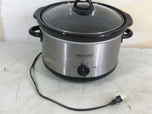 lot 136 image: Crock Pot