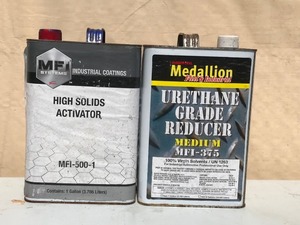 lot 141 image: 1 Gallon High Solids Activator & 1 Gallon Urethane Grade Reducer Med