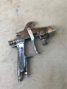 lot 213 image: Spray Paint Gun  LPH-200