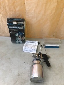 lot 216 image: Paint Spray Gun with Cup