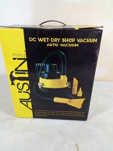 lot 241 image: New DC wetdry auto shop vacuum 12V