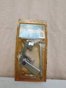lot 160 image: Paintr Gun Pistolet