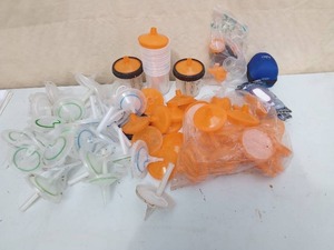 lot 145 image: Paint Sprayer Cups with Lids & Painters mask with filters
