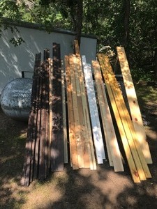lot 320 image: Lot of Wood