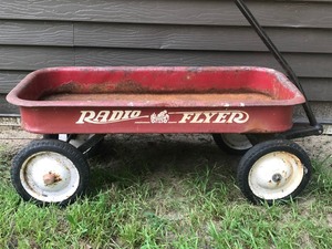 lot 324 image: Radio Flyer Wagon