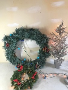 lot 328 image: 2 Christmas Wreaths and 1 Christmas tree