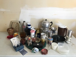 lot 355 image: Kitchen ware - Some Vintage