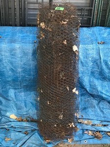 lot 375 image: Roll of chicken wire