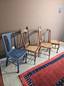 lot 205 image: Charming Primitive Vintage Dining Chair Group