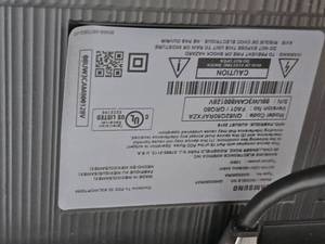 lot 15 image: 82 Samsung Flatscreen Smart TV