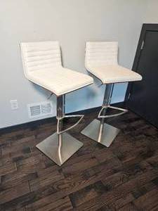 lot 8 image: Armen Living Modern Contemporary Chrome Barstools, pair