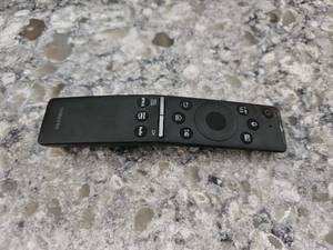 lot 132A image: 43 Samsung Smart TV