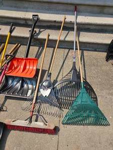 lot 236 image: Yard Warrior Bundle