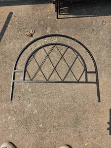 lot 243 image: Garden Border Pathway Edging Trellis Sections