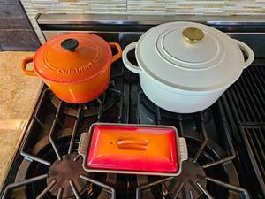 lot 166 image: Enamel Cookware Group Crafton, Cuisinart, Le Creuset