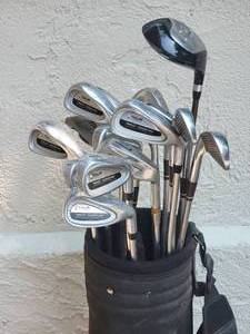 lot 218 image: Tour TC-5000 Right Handed Gold Club Set