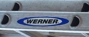 lot 171 image: Werner 24 Extension Ladder - D1224-2