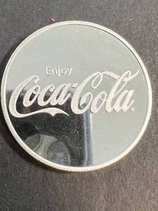 1 TROY OZ .999 FINE SILVER COCA COLA ROUND