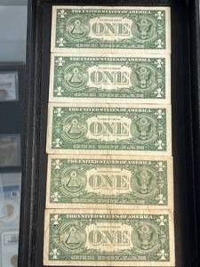 5 US BLUE SEAL $1 SILVER CERTIFICATES