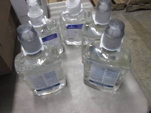 lot 4 image: 5 Ea Foaming Hand Soa Refills...