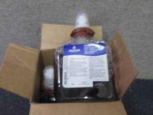 lot 28 image: 2- 1200 ml Brighton Foam Soap Refil...